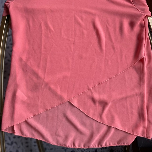 Francessca’s Sheet Organge Blouse with Split Back and Lace Sleeves - Picture 5 of 5